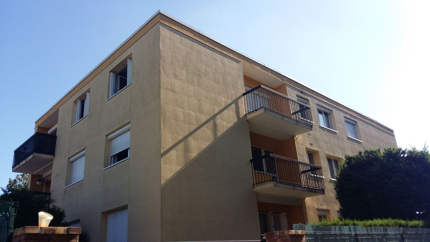 Corbeil lumineux F3  avec balcon