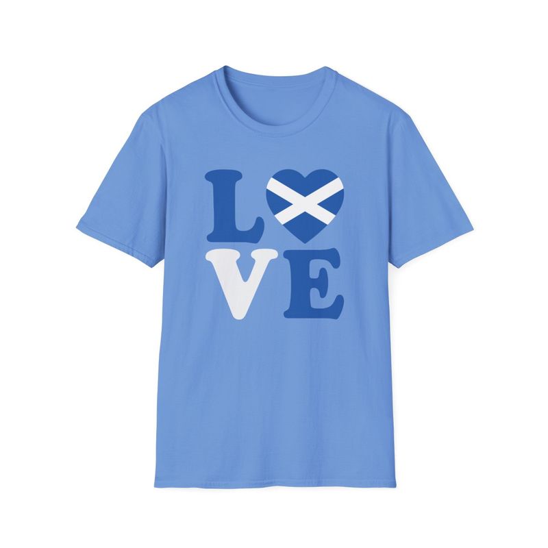 Scotland Love Graphic Unisex T-Shirt - Softstyle Tee for Tourists and Locals