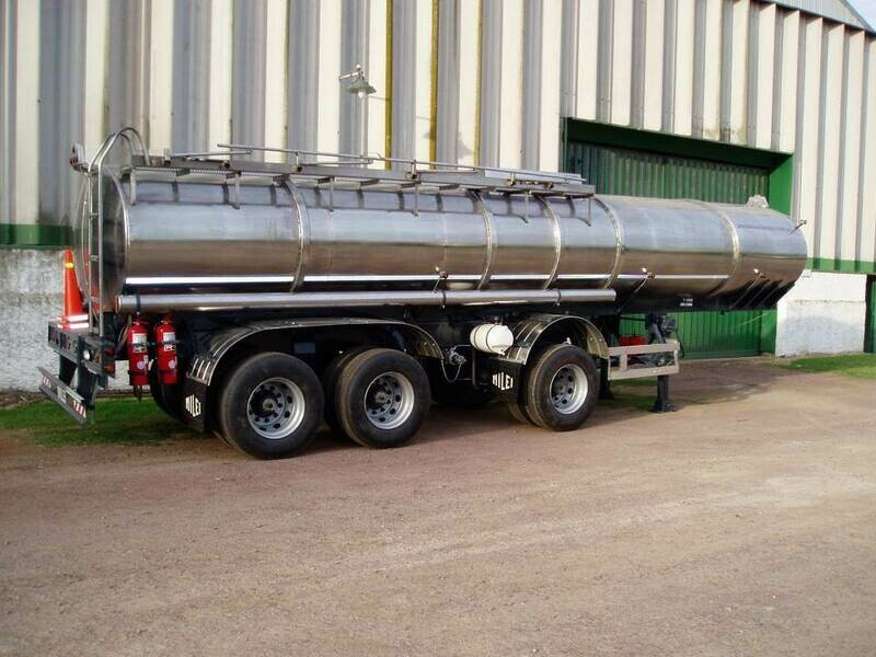 Semirremolque acero inoxidable para carga general de 25 m3 2+1