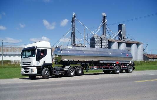 Semirremolque acero inoxidable para combustible y otras sustancias de 35 m3 1+1