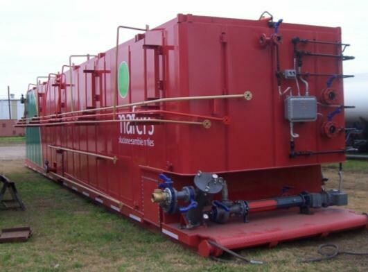 Conjunto de tanques de 25 m3 para agua de proceso e hidrocarburos