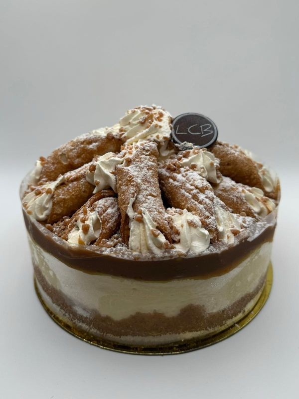 Cannoli 8&quot;