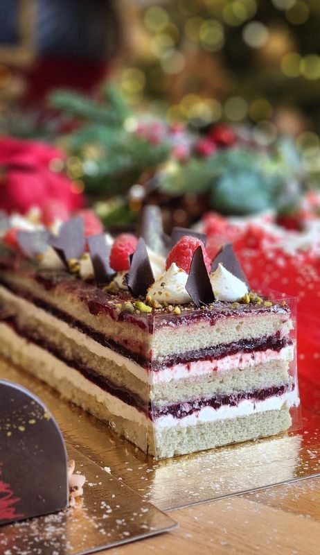 Bûche Framboise Pistache