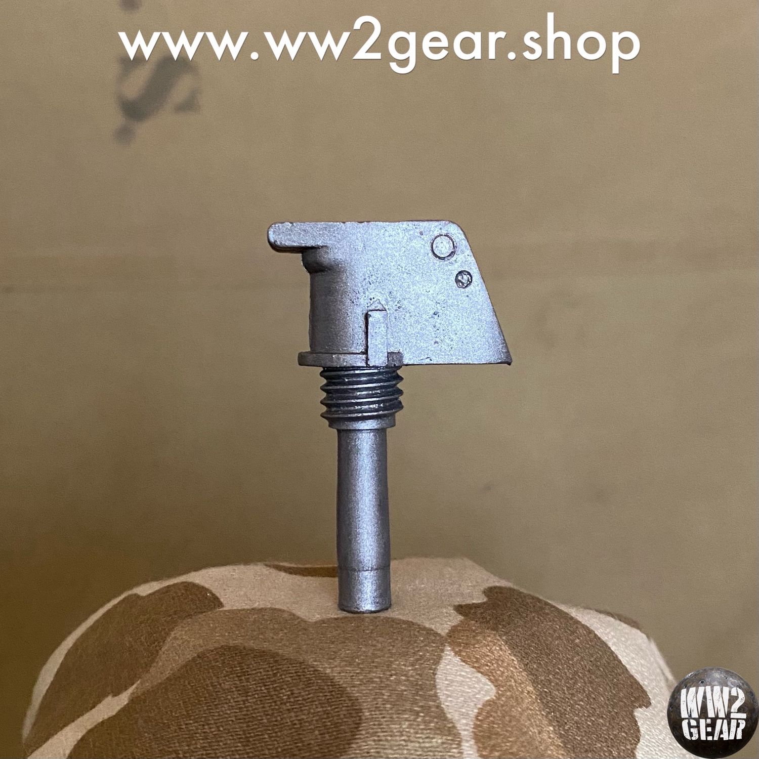 US WW2 MKII Pineapple Frag Grenade Fuse Head (Cold Cast Metal Reproduction)