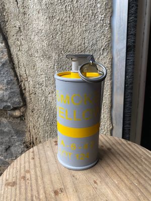 US WW2 M18 Smoke Grenade Reproduction With Metal Spoon &amp; Ring