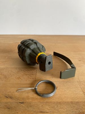 390g Loaded US WW2 MKII Frag Grenade Reproduction With Metal Spoon &amp; Ring