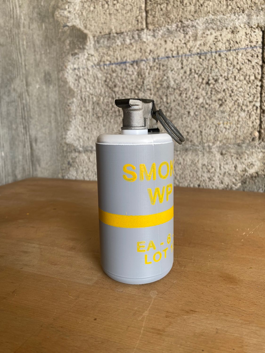 US WW2 M15 Smoke WP Grenade Reproduction With Metal Spoon &amp; Ring