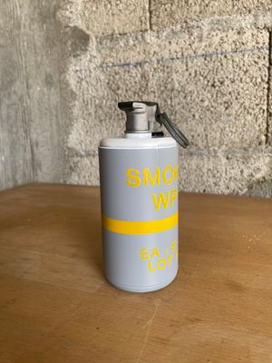 US WW2 M15 Smoke WP Grenade Reproduction With Metal Spoon &amp; Ring