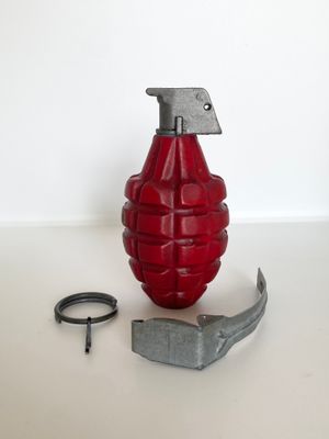 US WW2 1920-1930 Red Practice MKII Frag Grenade Reproduction With Metal Spoon &amp; Ring