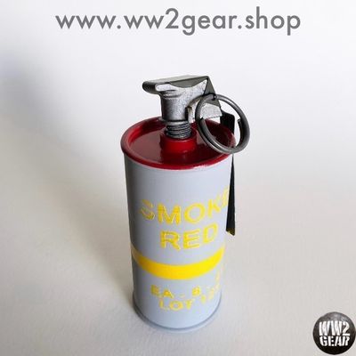 US WW2 M16 / M18 Red Smoke Grenade Reproduction with Metal Spoon &amp; Ring
