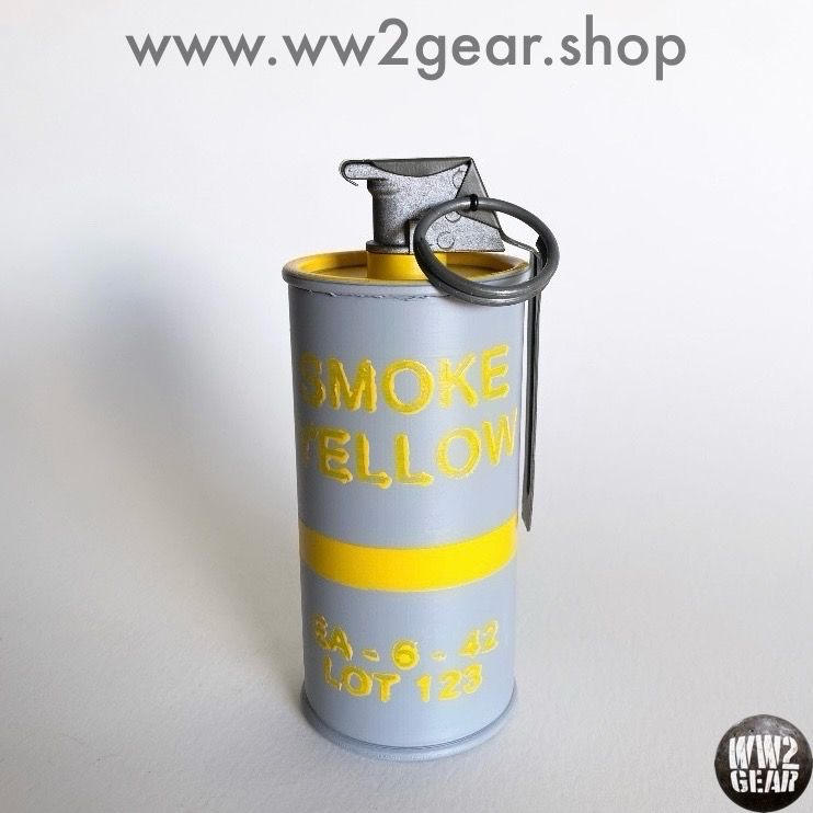 US WW2 M16 / M18 Yellow Smoke Grenade Reproduction with Metal Spoon &amp; Ring