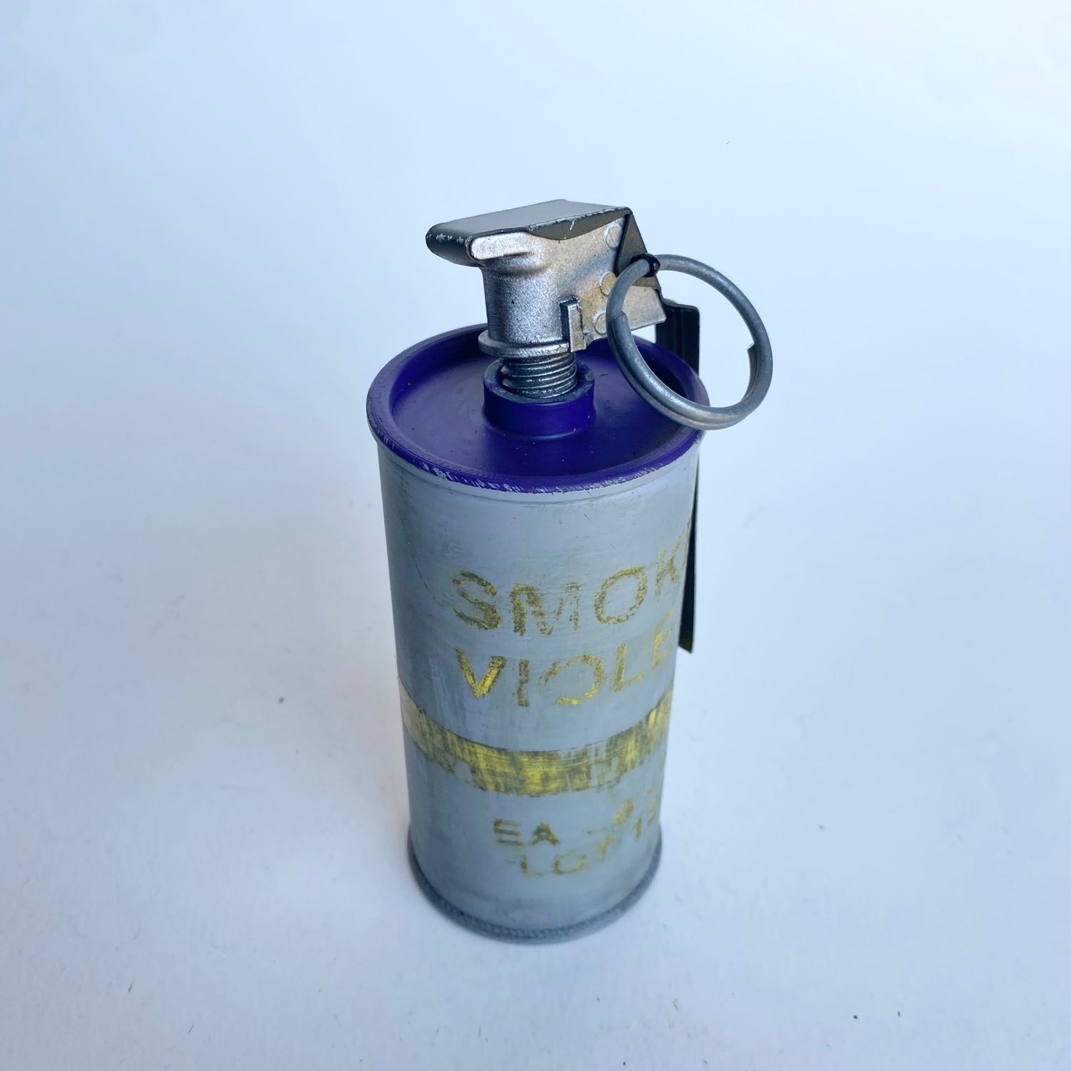 US WW2 M16 / M18 Violet / Purple Smoke Grenade Reproduction with Metal Spoon &amp; Ring (Aged Aspect)
