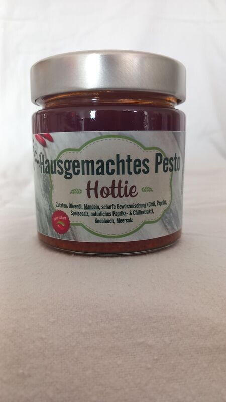 Pesto Pesto "Hottie" 180 gr. Glas - ACHTUNG MHD: 03.11.2024