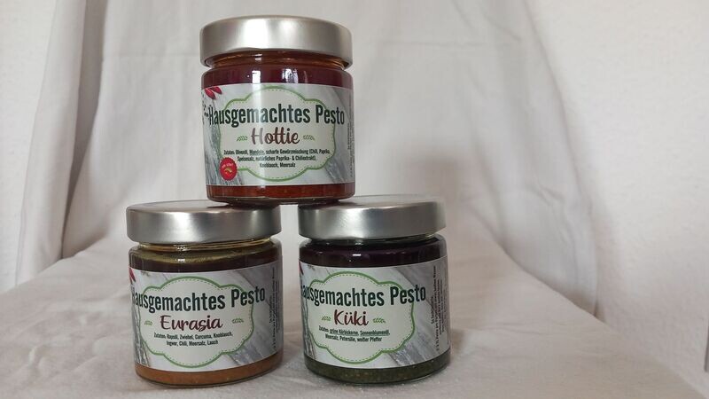 Sortiment aus 3 Gläser Pesto je 180 gr. Sortiment aus 3 Gläser Pesto je 180 gr.