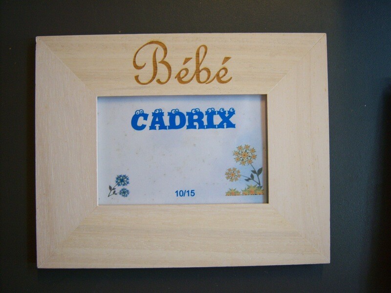 Cadre bois bébé à poser
