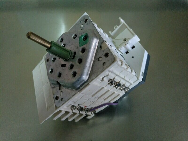 Programador Lavadora Balay Bosch Siemens White-Westinghouse Hiemark  096483  093694 095229 067370 094635
EC 4335.02