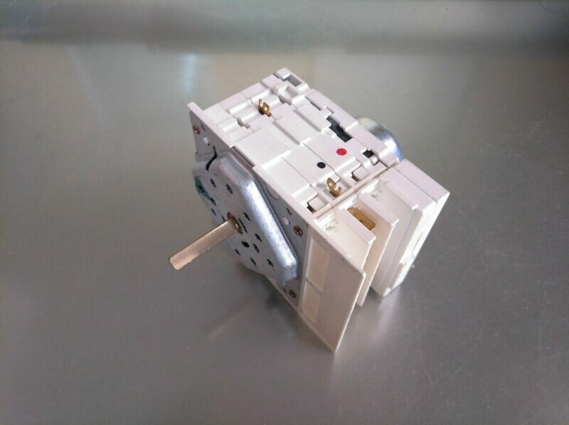 Programador Secadora  261585
EC 4504.01