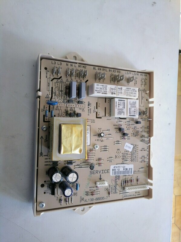 Módulo Horno  Whirlpool
481221458448