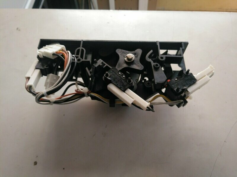 Soporte microrruptoresBalay  Bosch Siemens Neff Gaggenau Pitsos
651126  751068