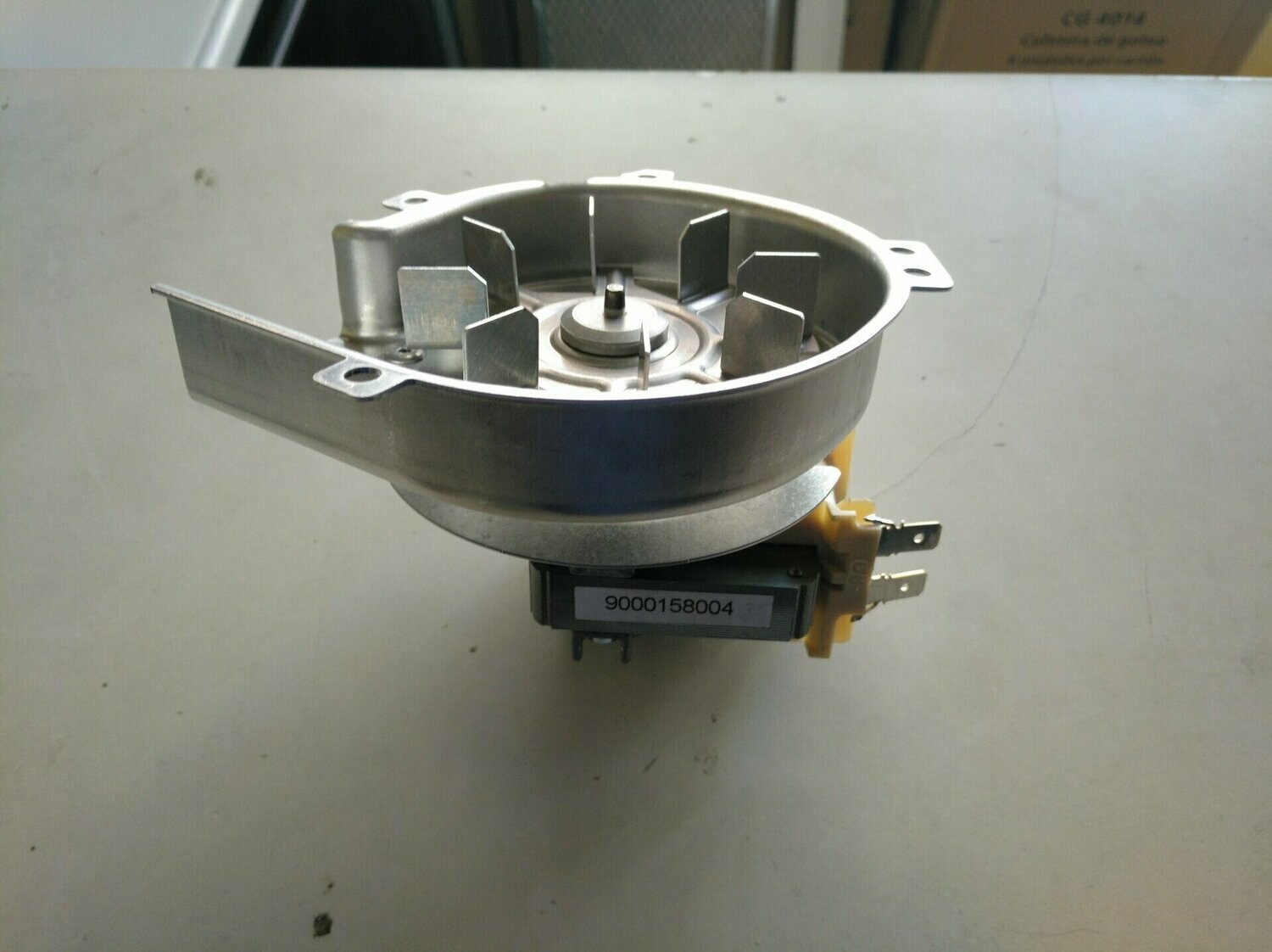 Motor ventilador microondas Balay Bosch Siemens Neff  Beltratto Kueppersbusch 641197 
9000158004 RL76/0016A9