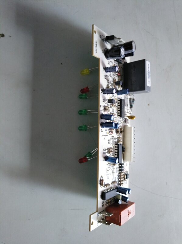 Módulo control horno Smeg 811650182
10613600