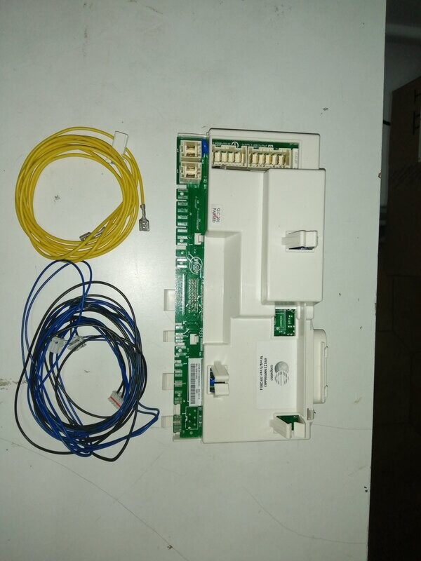 Módulo de potencia de Lavadora indesit
WIDL126S EX  80319830051  09121500936603