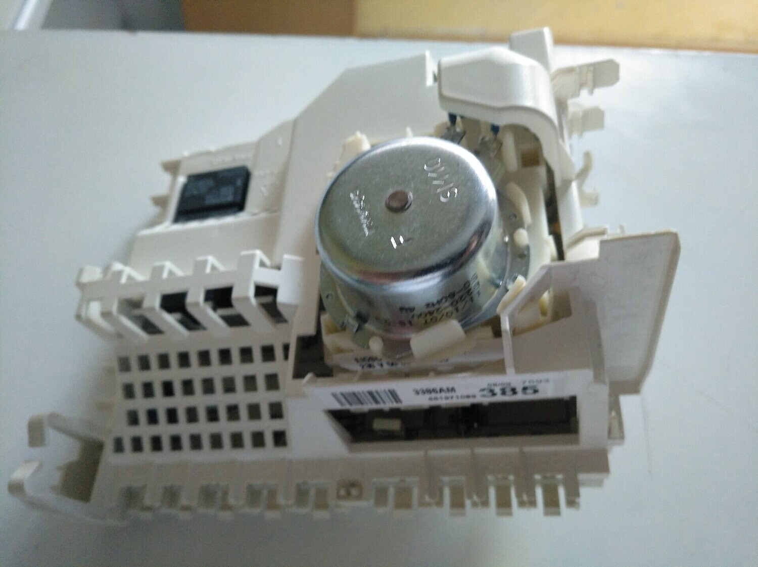 Programador lavadora Whirlpool 481228210213  
8713411110801
3386AM  461971089