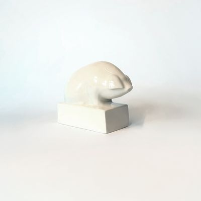 Porcelāna figūra. Cūka