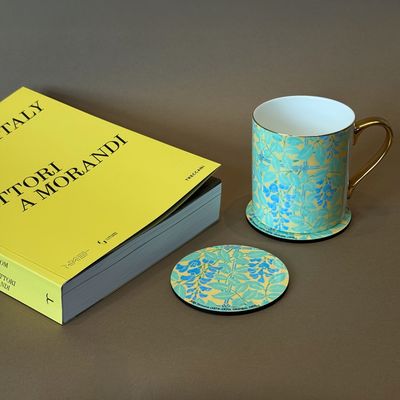Porelāna krūze. J. Straume, Glicīnijas