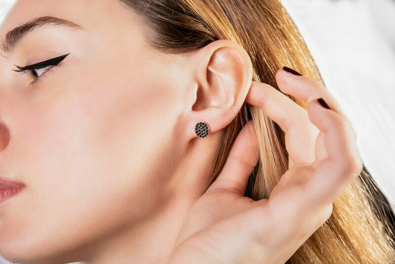 Orecchini MilleStelle Ovali in oro 750/000 con Diamanti Neri