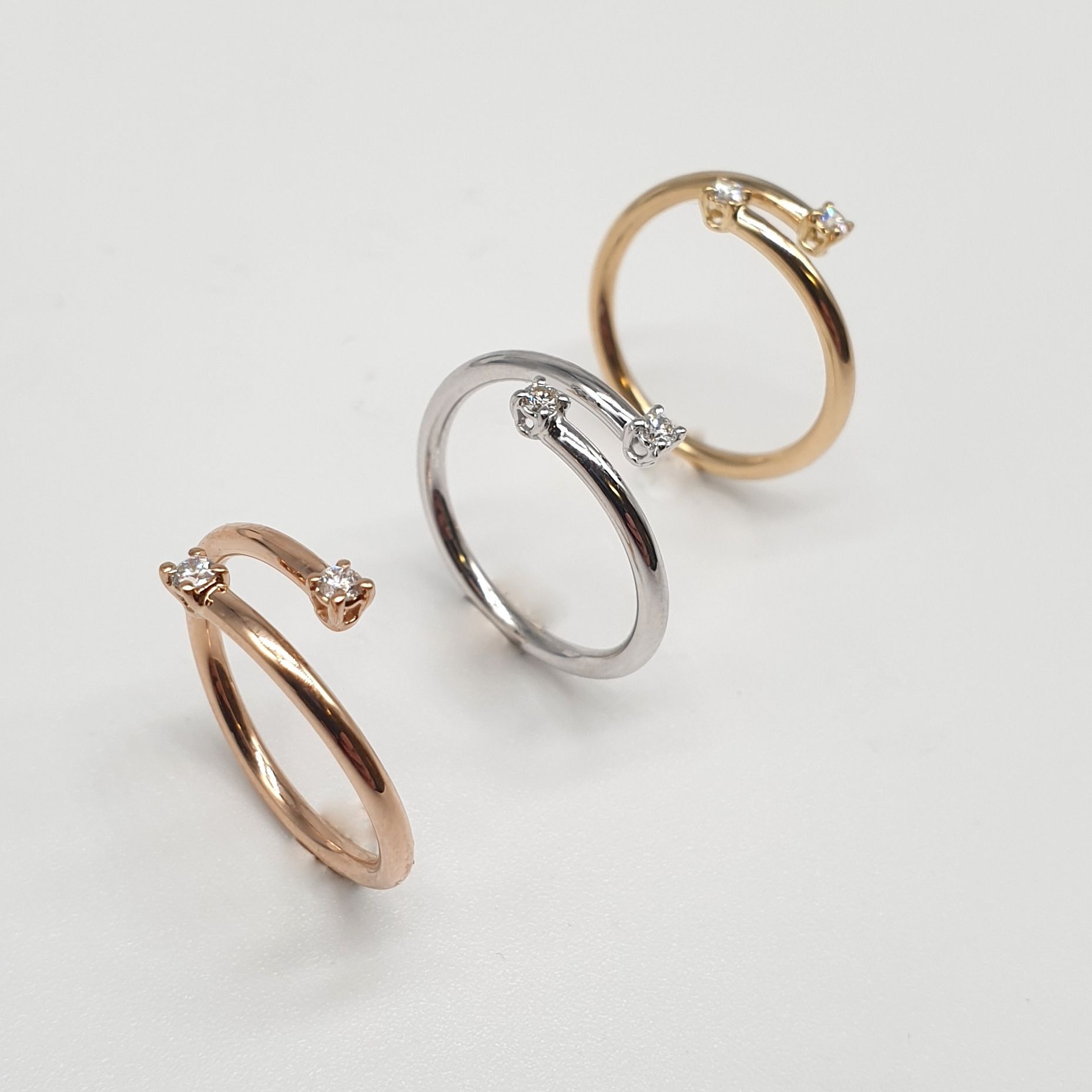 Anello Estremo con diamanti