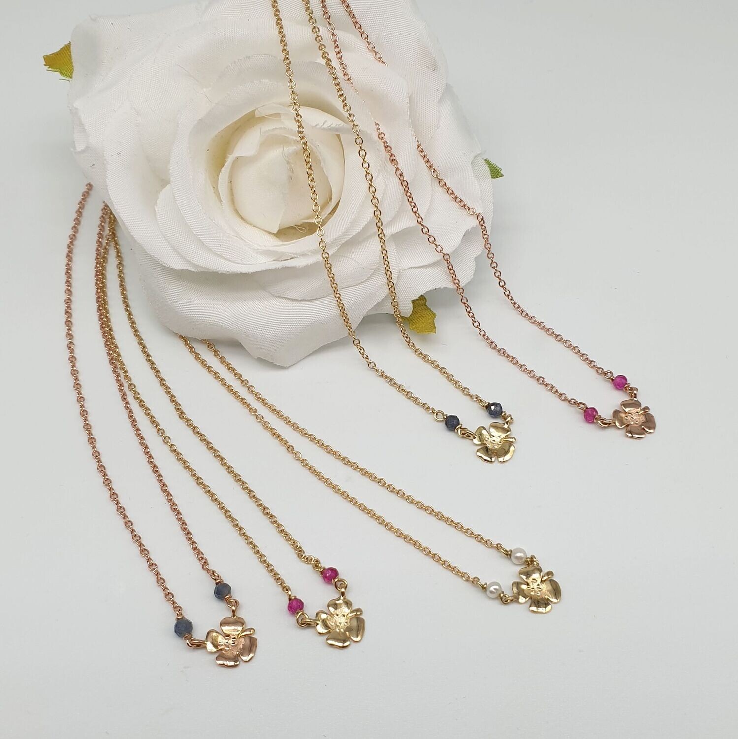 Girocollo Quadrifoglio e gemme in oro 750/000 (18ct)