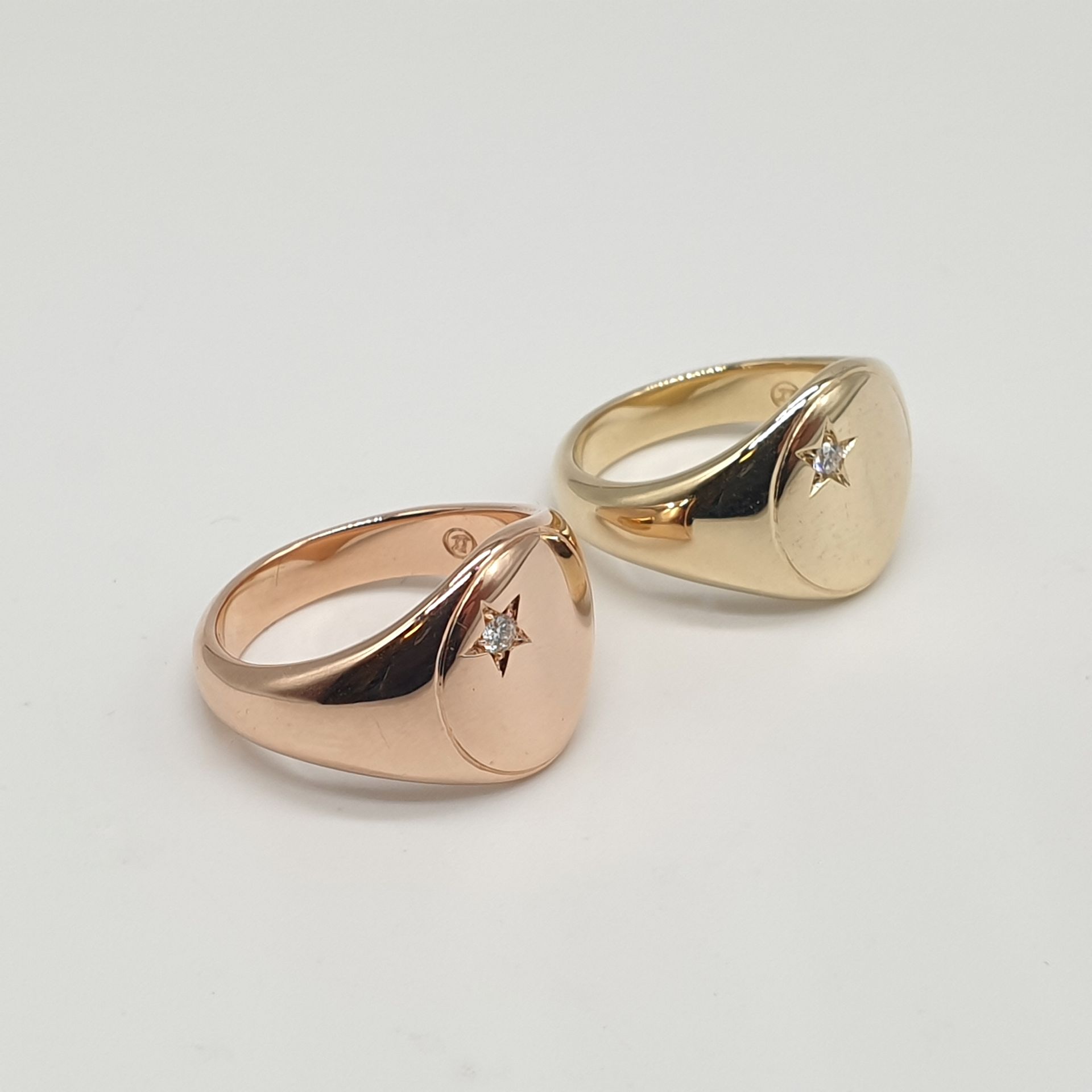 Il Mignolo Fasciante in oro 9ct