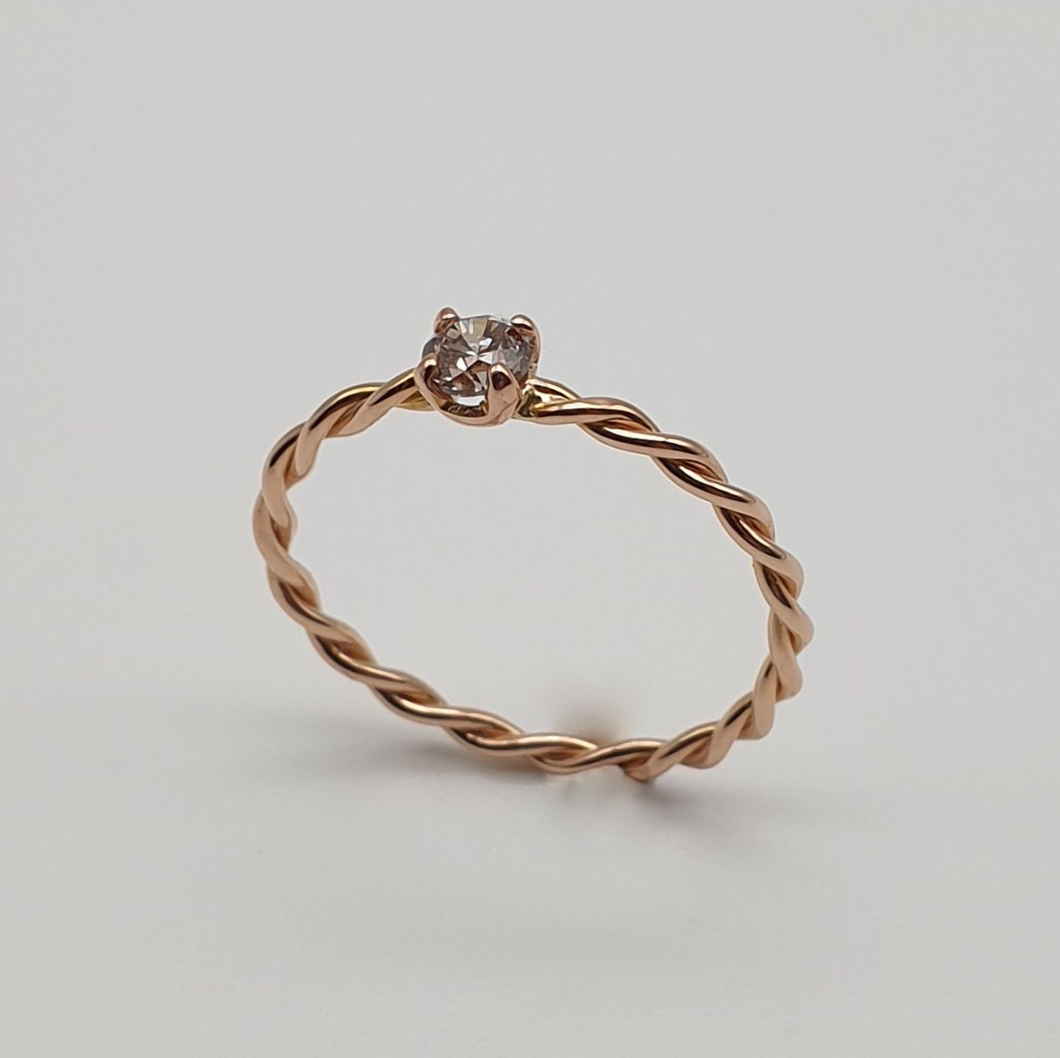 Anello Esile in Oro 750/000 (18ct) con Diamante Brown