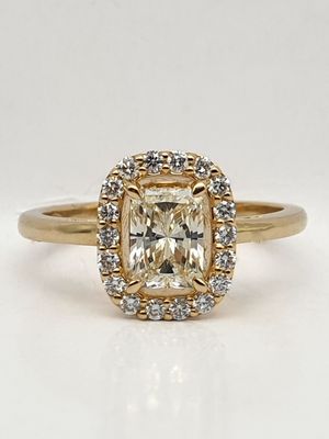 Anello con Diamante taglio Rettangolare ct 0.80