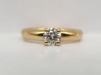 Solitario in oro Giallo  Diamante Naturale  ct. 0,57