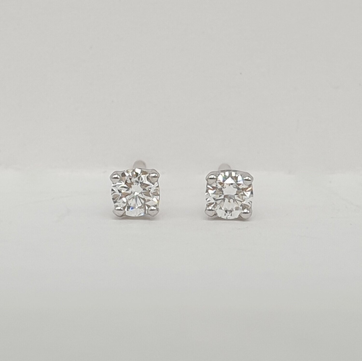 Orecchini Esile in oro 750/000 con diamante bianco Orecchini Esile in oro 750/000 con diamante bianco