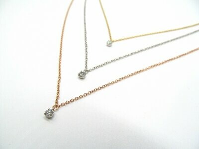 Girocollo Esile in oro 750/000 (18ct) con diamante bianco ct 0.10 Girocollo Esile in oro 750/000 (18ct) con diamante bianco ct 0.10