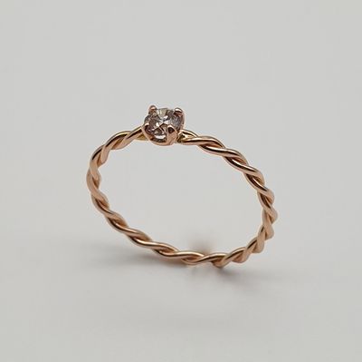 Anello Esile in Oro 750/000 (18ct) con Diamante Brown Anello Esile in Oro 750/000 (18ct) con Diamante Brown