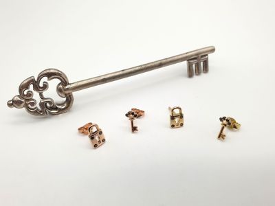 Orecchini LucchettoChiave in Oro 750/000 (18ct) Orecchini LucchettoChiave in Oro 750/000 (18ct)