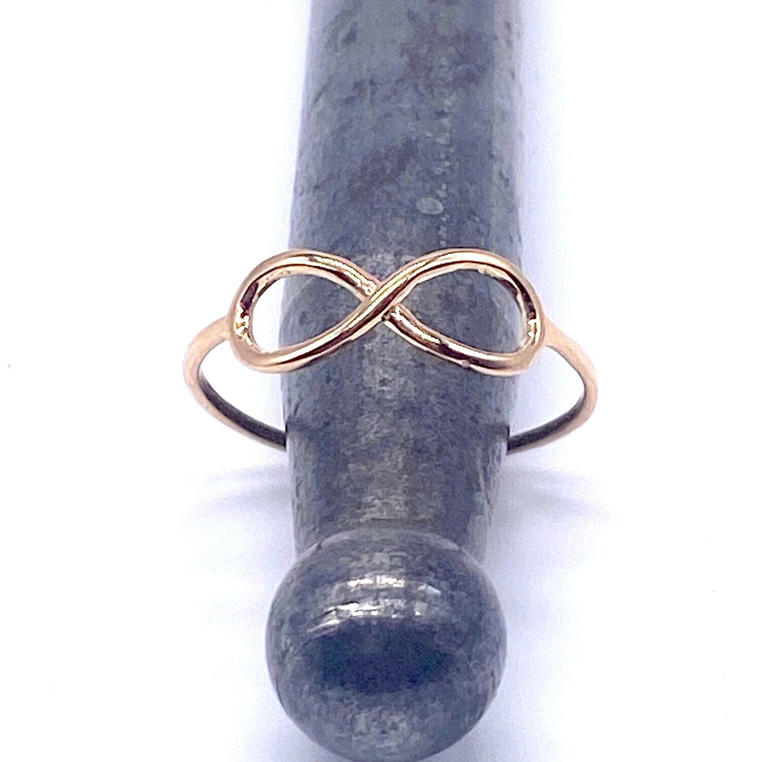 Anello Infinito in Oro 750/000 (18ct) Anello Infinito in Oro 750/000 (18ct), COLORE:: ORO ROSA