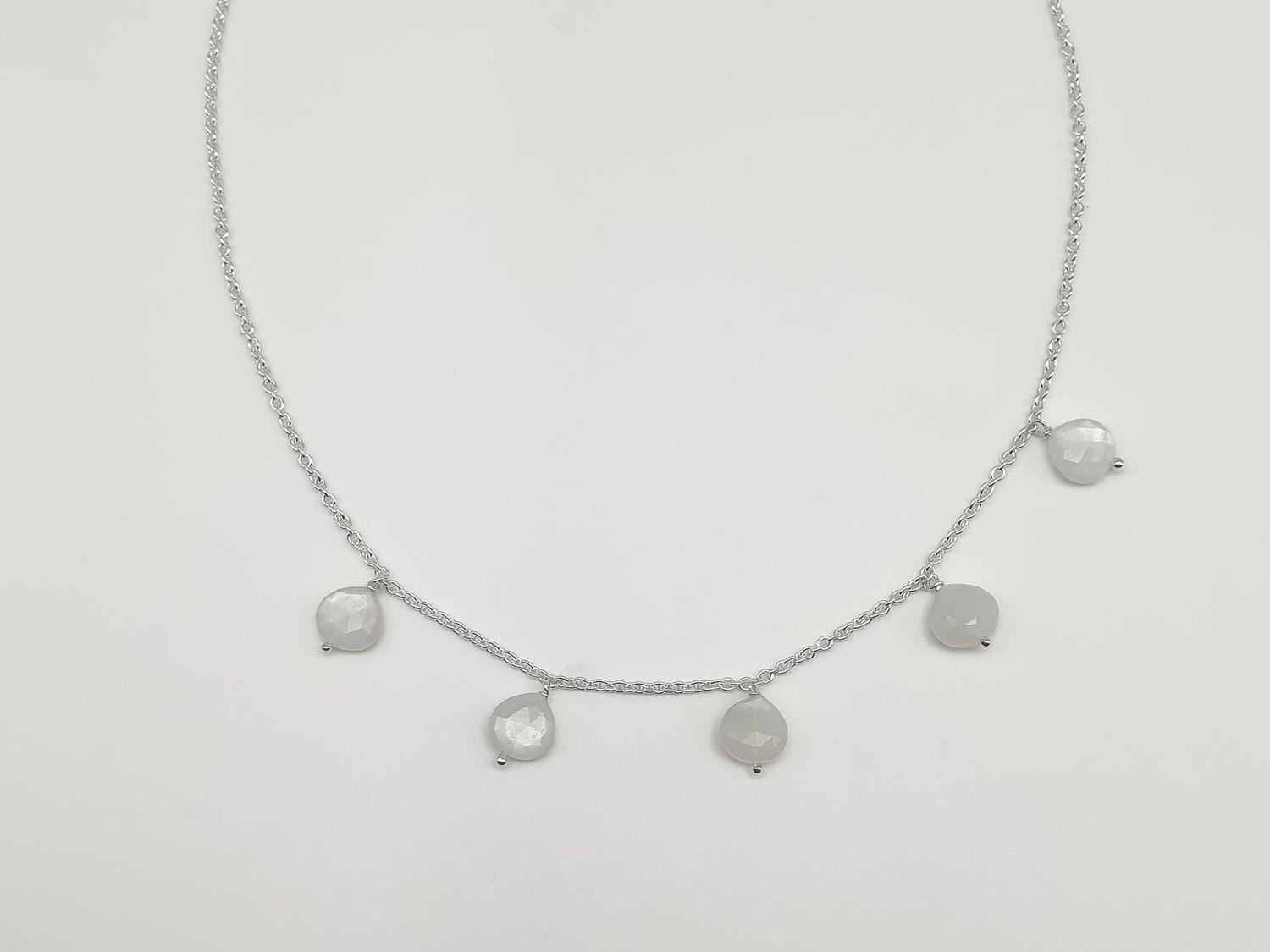 Girocollo in Argento 925/000 con gocce di adularia naturale