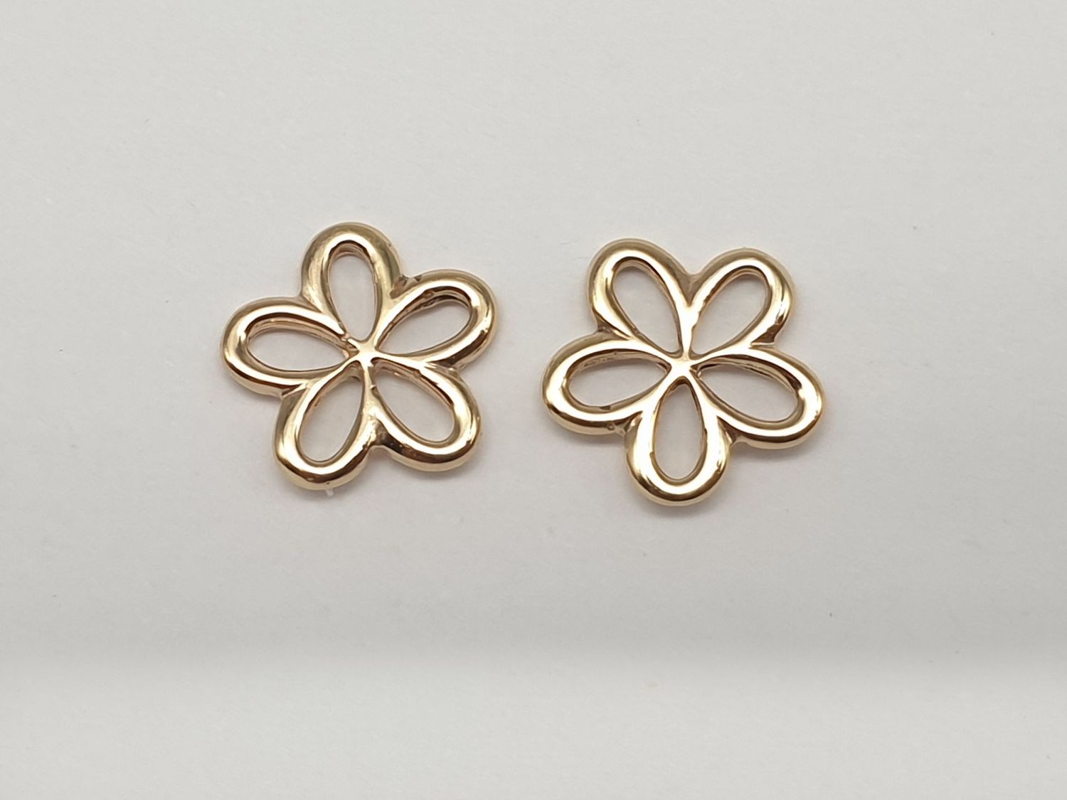 Orecchini FIORE oro 9 ct.