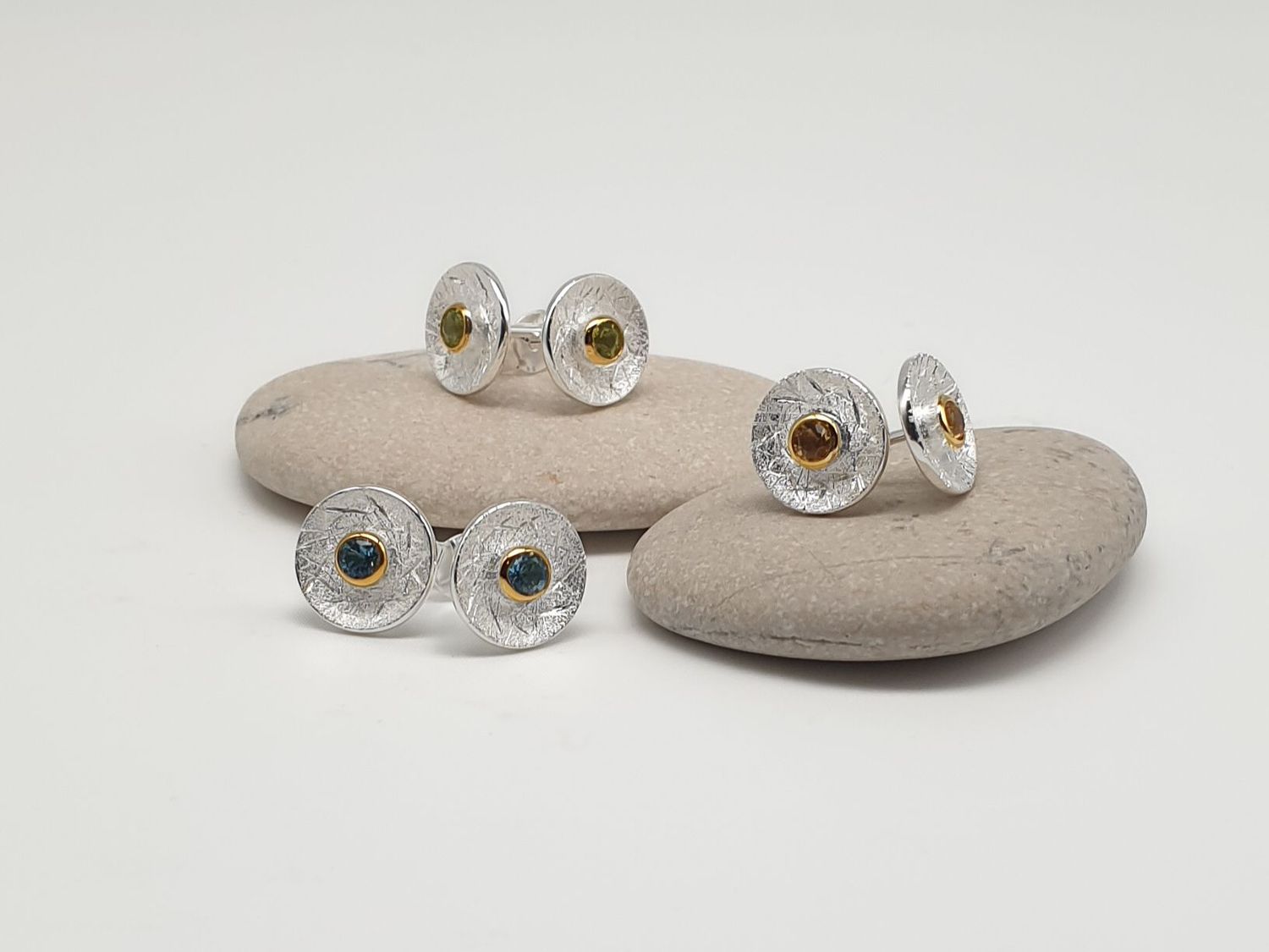 Orecchini Lobo Tondino in Argento 925/000 satinato con pietre naturali