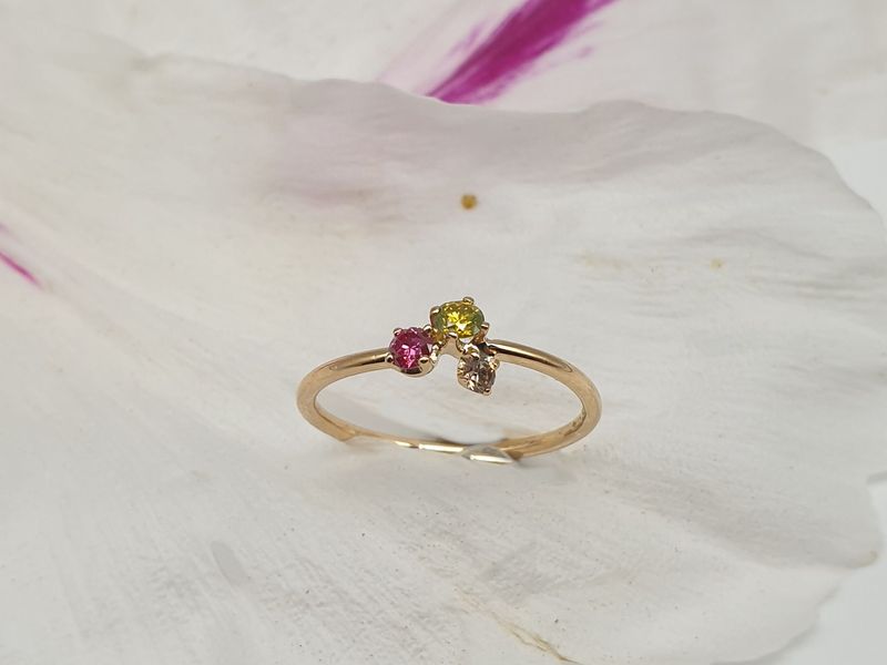 Trilogy brown, yellow e pink in Oro 725/000 (18ct)