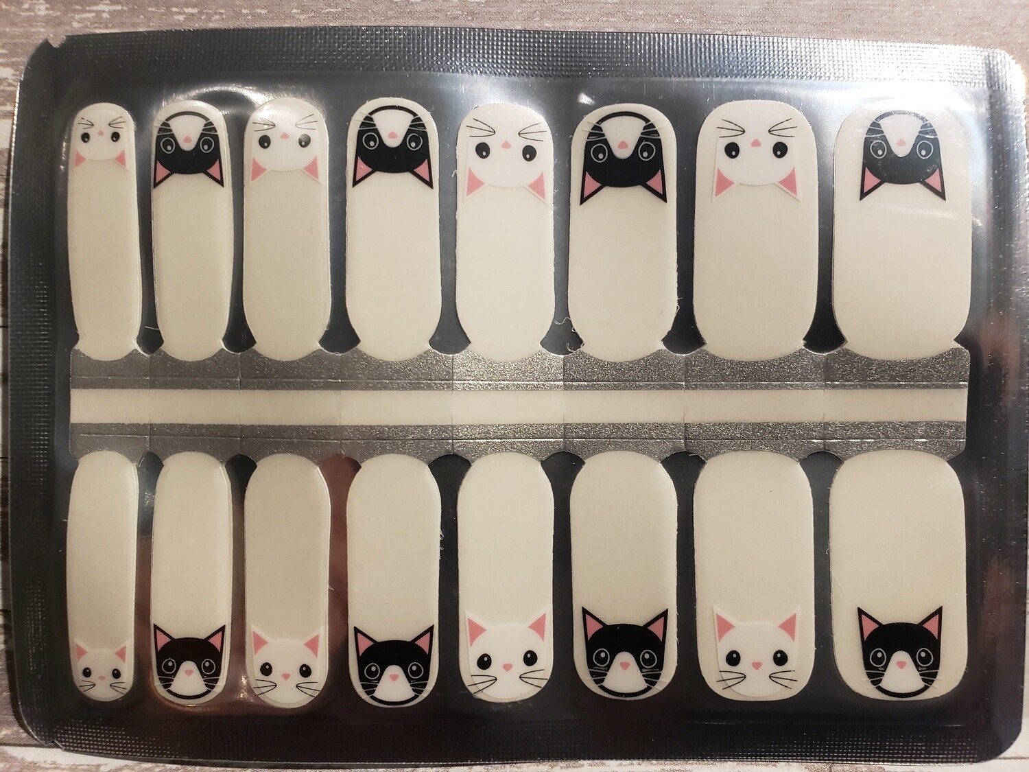 578- Clearly Kitties