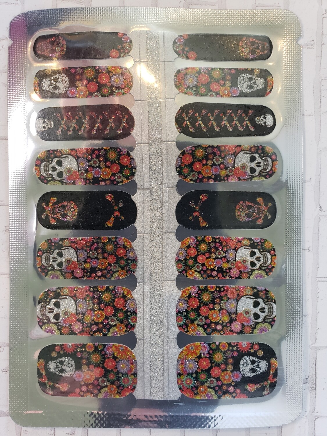 401- Flower Skulls Glitter