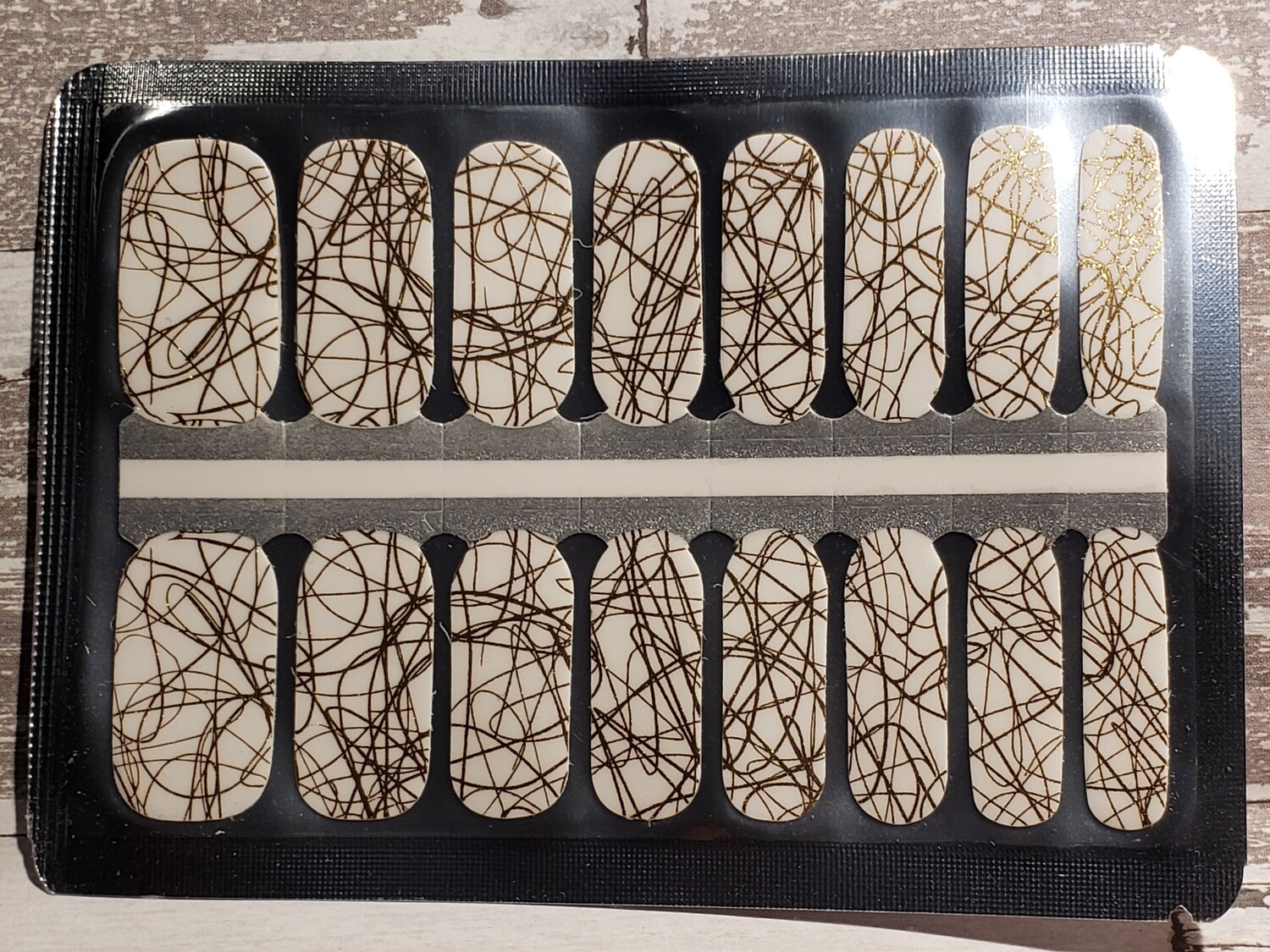 537- Gold Foil Swirl on White