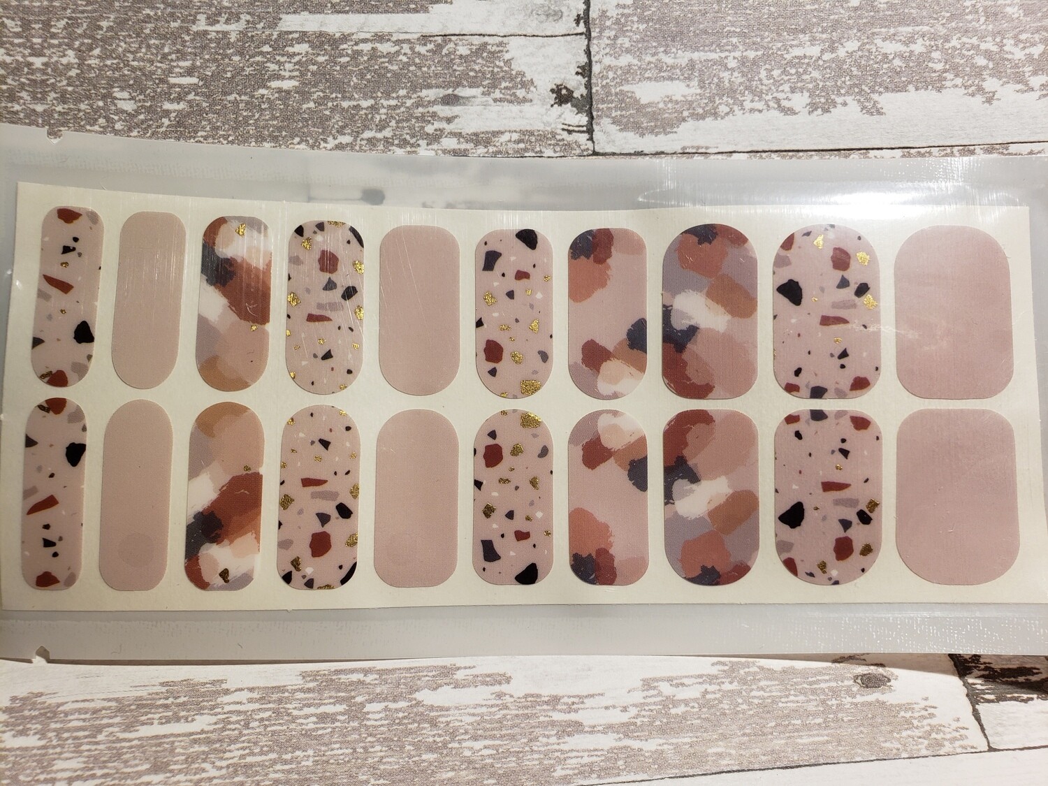 900-Smudged &amp; Gold Foil Flecks