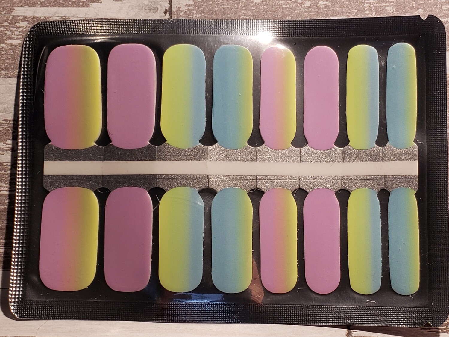 514- Pastel Ombre Vertical